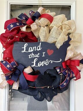 Patriotic Red, Navy & Cream "Land That I Love" Holiday Wreath